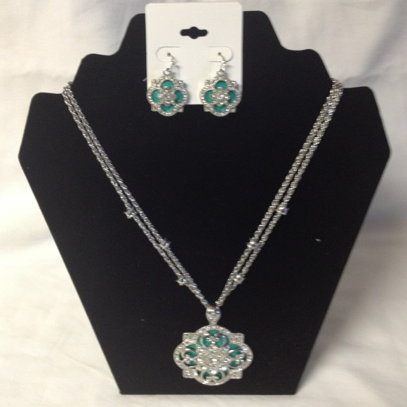 Royal Necklace Set
