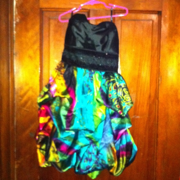 Size 3 dress. Worn twice