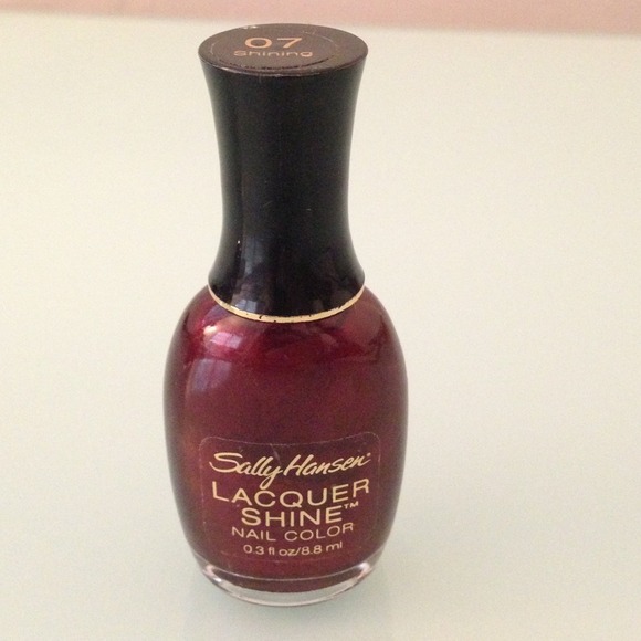 Sally Hansen. 07 shinning