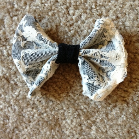 Black and white lace bow