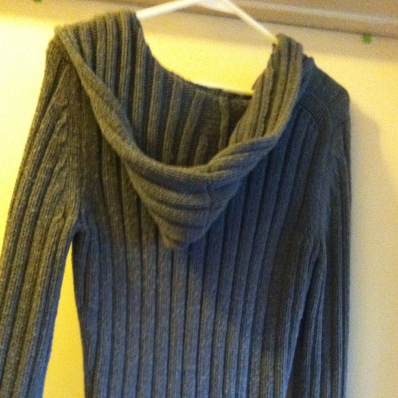 Sweater - Picture 2 of 3