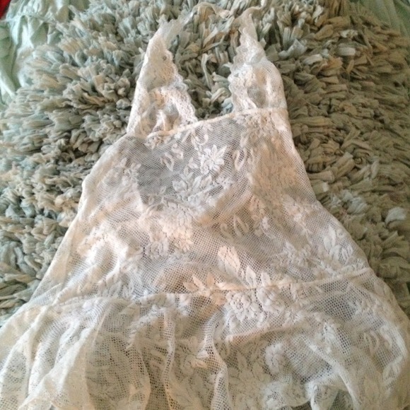 VS white lace babydoll - Picture 2 of 2