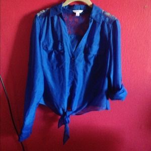 Blue shear crop top