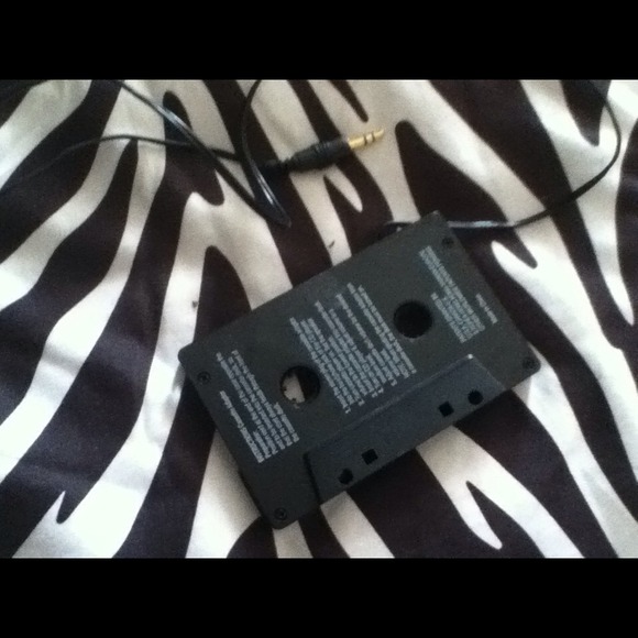 Car adapter - Picture 1 of 1
