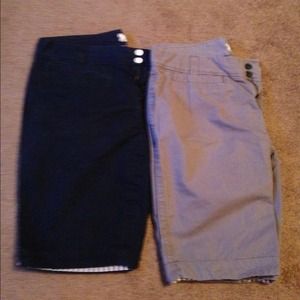 SOLD Lot of 2 Bermuda shorts size 16