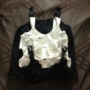 4 nursing bras & 1 nursing tank