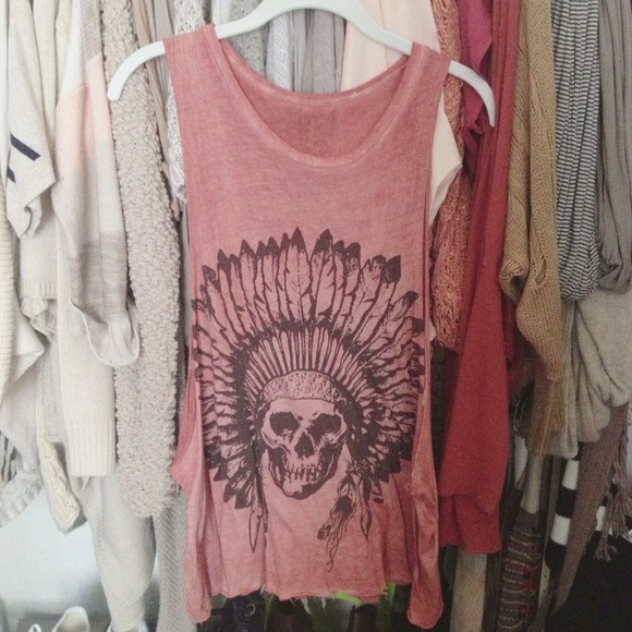 ❌📦 SOLD --Brandy Melville Skull Chief Muscle Tank