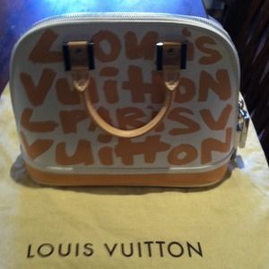 Louis Vuitton Graffiti Purse MUST SELL!!