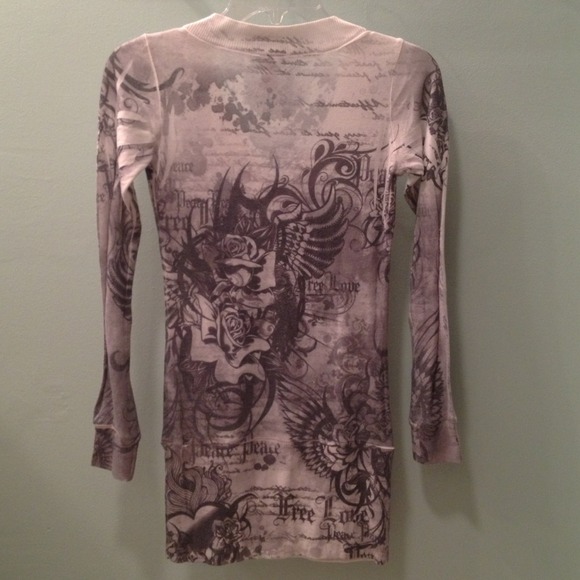 💢💢SOLD💢💢Wet Seal sweater, long lean fit. - Picture 2 of 4