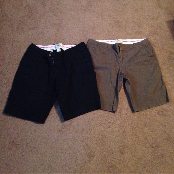 SOLD Lot of 2 Bermuda shorts size 14