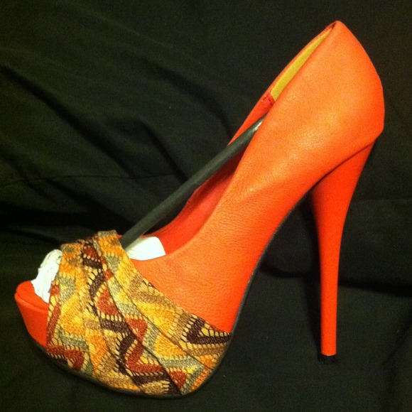 Brand new heels