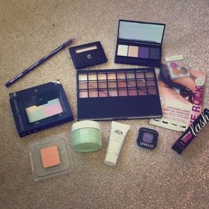 Makeup bundle