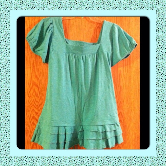 Sz. Jr's XL turquoise shirt