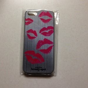 iPhone 5 cover - free w $35+ purchase