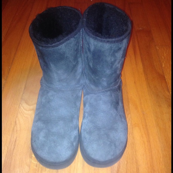 Black rainbow boots