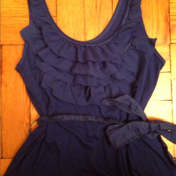 🎉SOLD!!!Gorgeous ruffled tank top in royal blue! - Picture 2 of 3