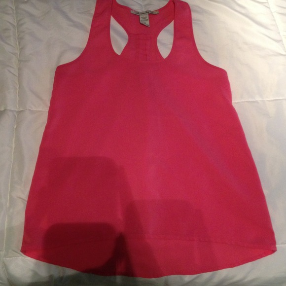 Pink tank💖💖💋