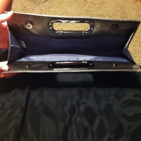 Silver clutch