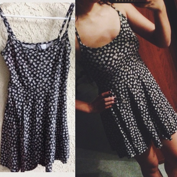 ✖SOLD✖ Flowery dress