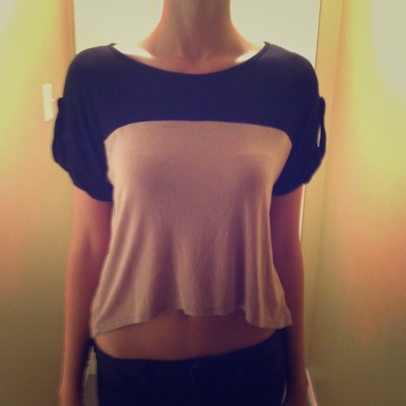 Black/Tan Top