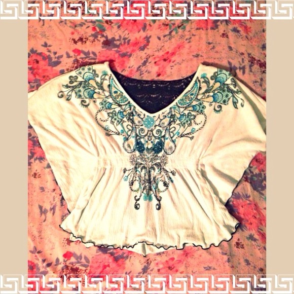 Flared, high-design Shirt/ CropTop