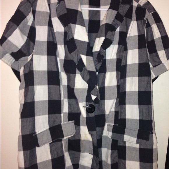 Blazer❌SOLD❌ - Picture 2 of 3