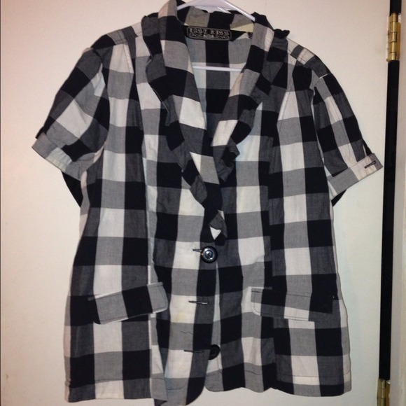 Blazer❌SOLD❌ - Picture 3 of 3