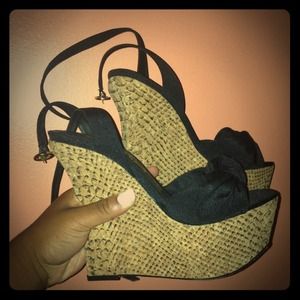 ALICE & OLIVIA wedges