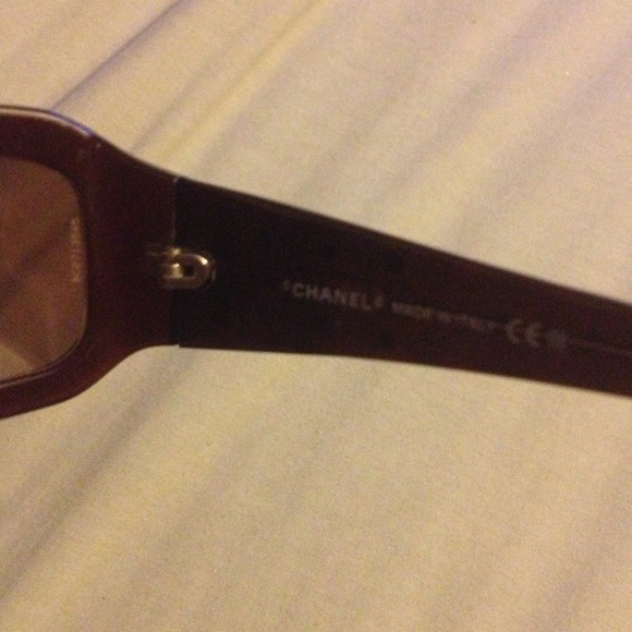 🚫SOLD🚫Chanel Sunglasses - Picture 4 of 4