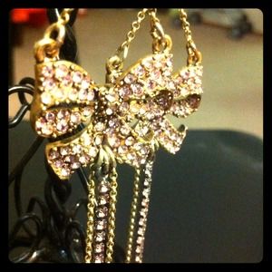 ✨Betsey Johnson✨Pink diamond&gold bow long earring