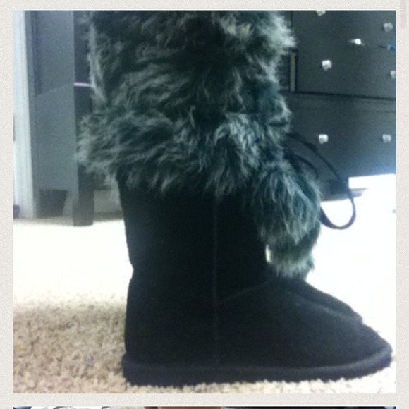 Mid calf furry black boots
