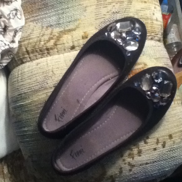 Flats - Picture 1 of 1
