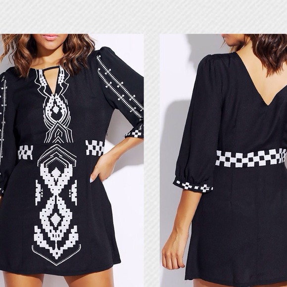 Luxe Lizzie's Dresses & Skirts - HOT! Black & White Embroidered Aztec Dress/Tunic