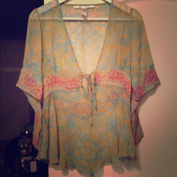 Diane Von Furstenburg silk top 6