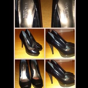 BLACK PREVIEW PUMPS