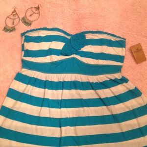 Brand new Hollister tube top