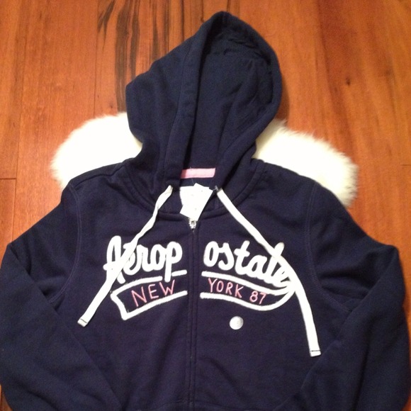 Zip up hoody sweater & skirt