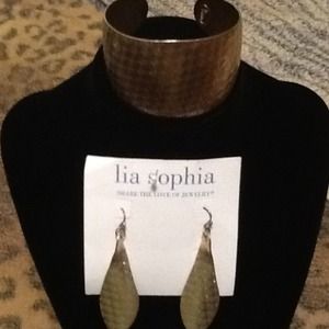 ILLUSION  cuff bracelet/earrings Pierced. Have box