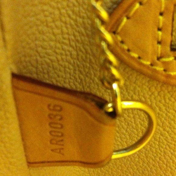 sold!!!AR0036 louis vuitton petit bucket  Bag - Picture 2 of 4