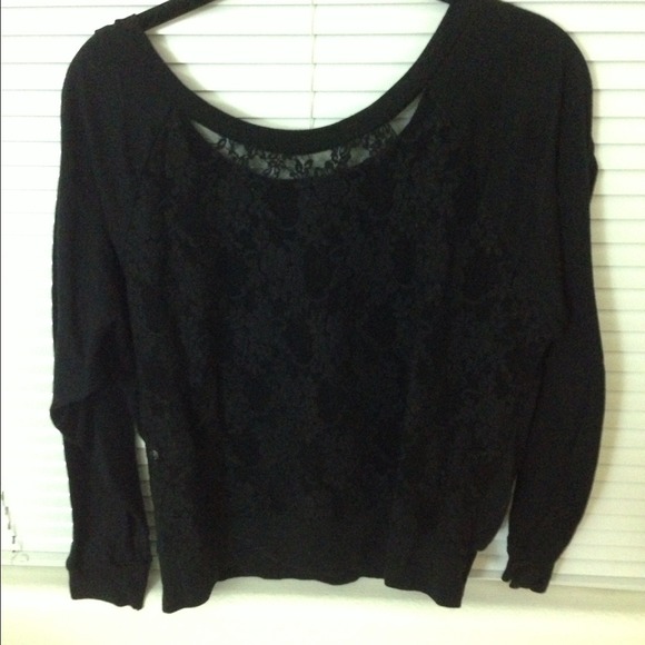 American Apparel lace reglan pullover black M