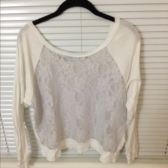 American Apparel lace reglan pullover M