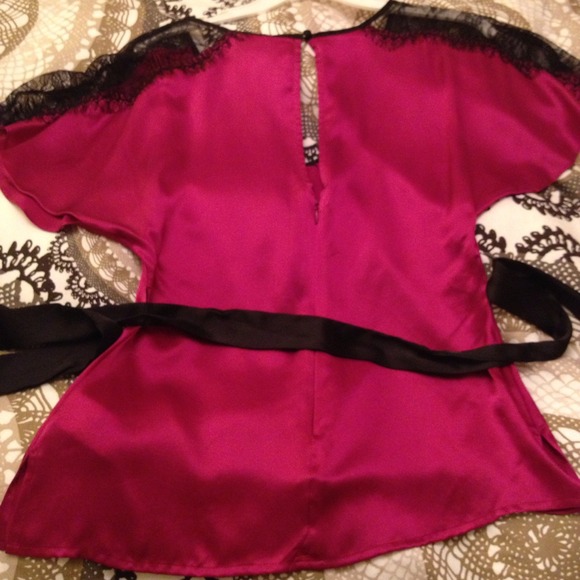 Bebe top - Picture 2 of 2