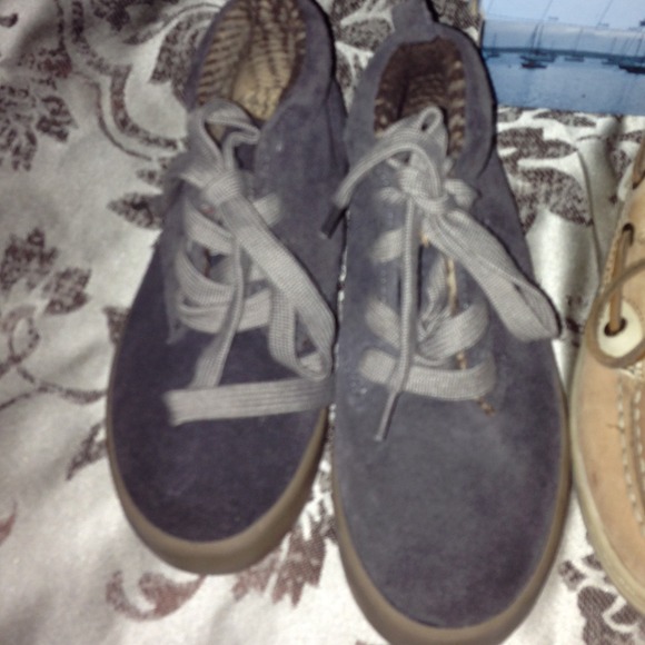 Gap , Sperry casual and Sperry Flip Flops - Picture 4 of 4