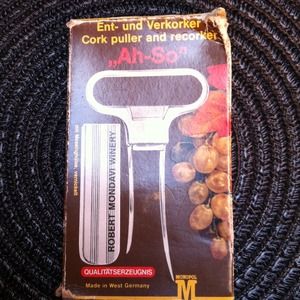 "Ah-So" cork puller & recorker