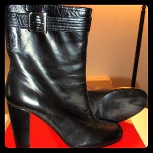 GUESS black cherry leather mid calf boots