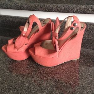 ON HOLD FOR @lelei ❗❗❗