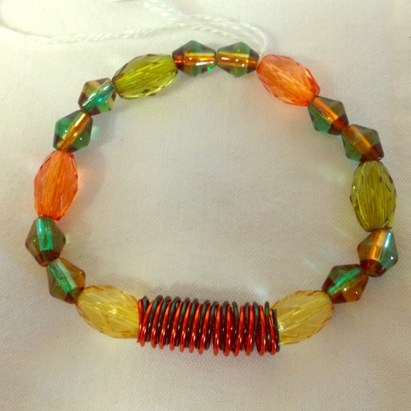 Twist Glass Bead Bracelet