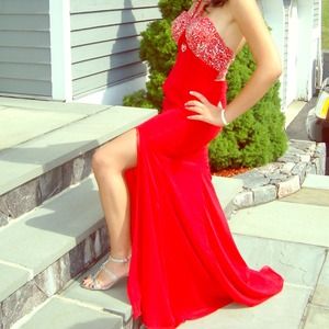 💃💃Gorgeous red formal/prom/homecoming gown