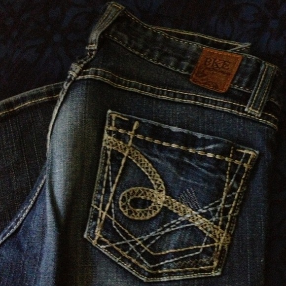 BKE Jeans from the Buckle - Picture 1 of 3