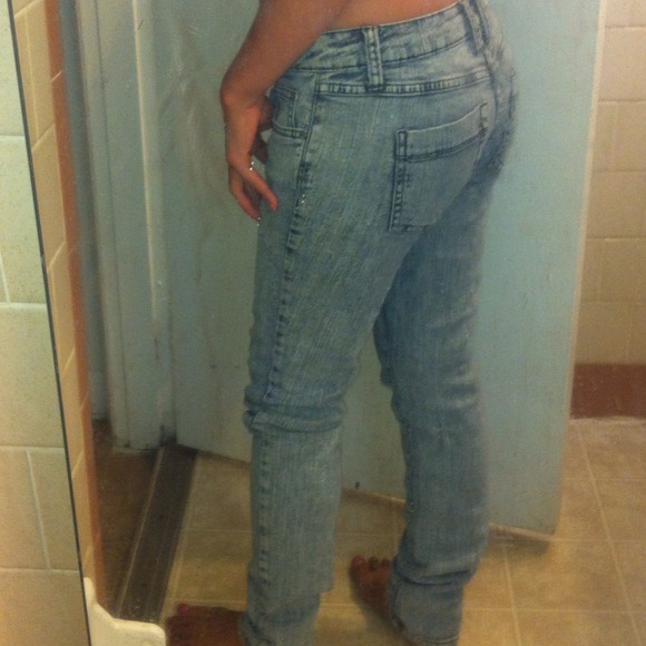 SOLD SOLDBluish and white skinny jeans - Picture 2 of 3